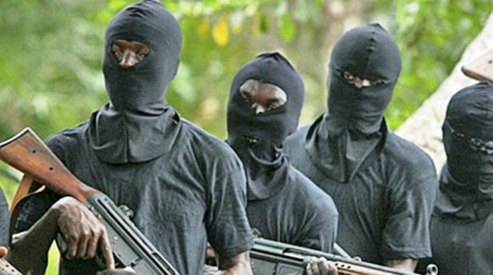Wasu ‘Yan Bindiga Sun Yi Kwanton Bauna Ga ‘Yan Sanda, Sun Kashe Biyu a Anambra